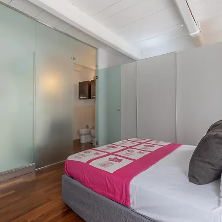 Daire Center Bi-level Beauty *