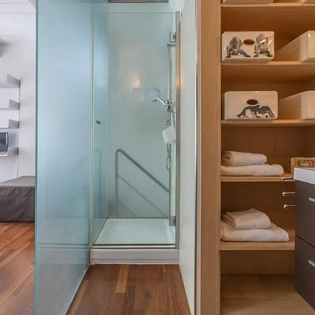 Daire Center Bi-level Beauty Ferrara